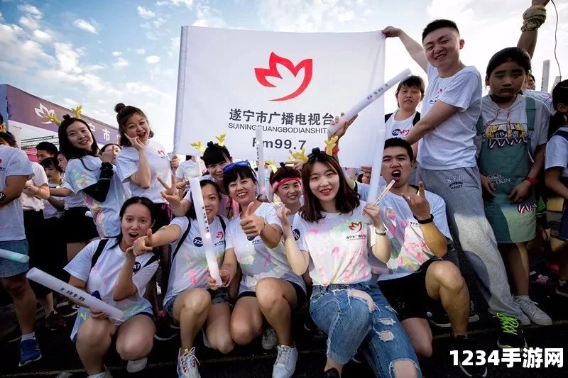 闺蜜给我找两个外国人原文青春无畏，男生女生齐心协力，共创辉煌之路，坤坤引领激情，燃烧梦想的火焰！
